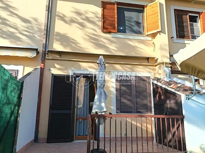 Casa trilocale in vendita in Via Napoleone Parisano, Terracina