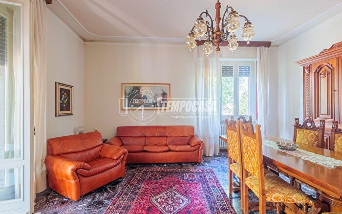 Casa con 5 locali in vendita in Via Cotti, Felino