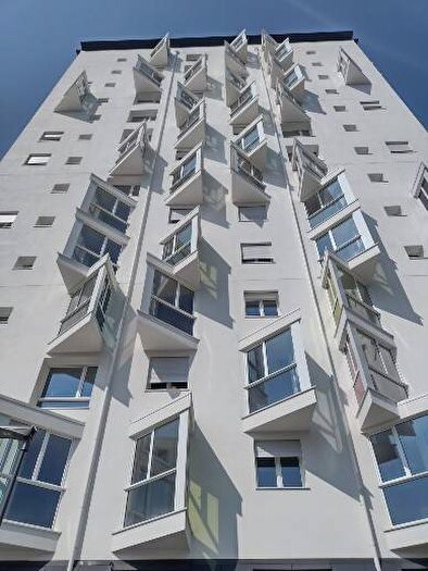 Appartamento trilocale in affitto in Via Federica Galli, Bignami Ponale, Milano