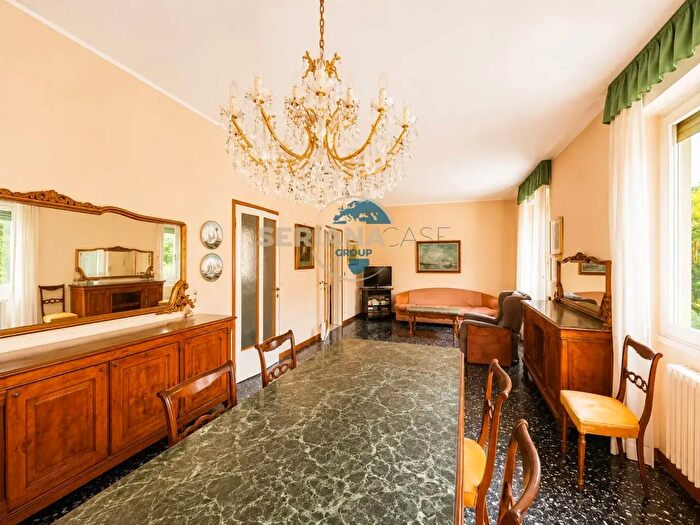 Appartamento quadrilocale in vendita in Via Santa Lucia, Bergamo