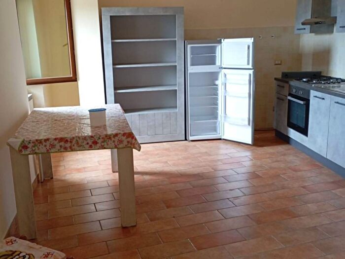 Appartamento trilocale in affitto in Via Urbano Sabellico, Centro, Alatri
