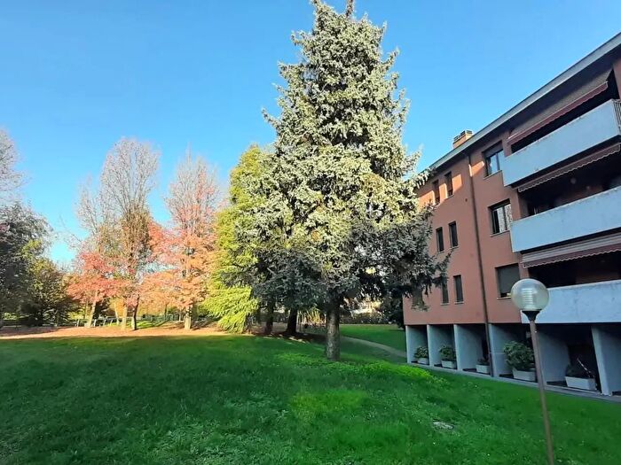 Appartamento bilocale in affitto in Via dei Platani d, Arese