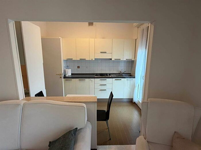 Appartamento bilocale in affitto in Centro Storico, Desenzano del Garda