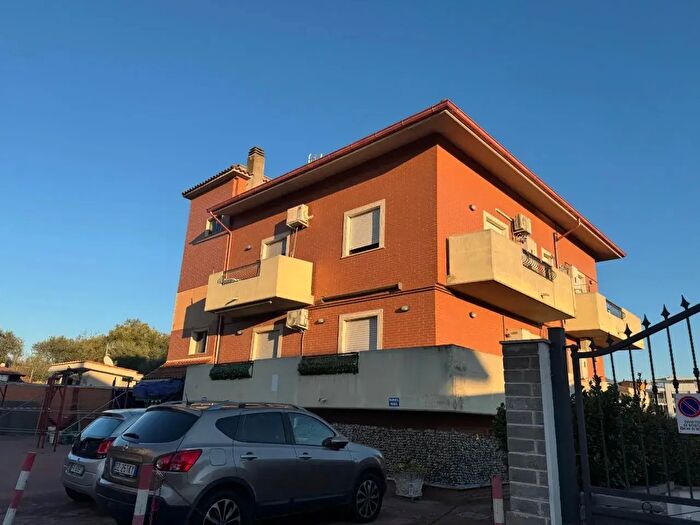 Appartamento bilocale in vendita in Via Amatore Sciesa, Marino