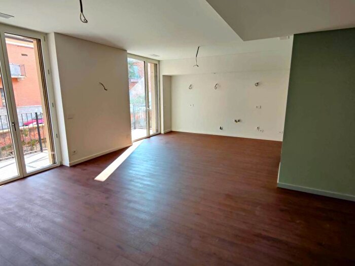 Appartamento trilocale in affitto in Corso Quintino Sella, Gran Madre Crimea, Torino