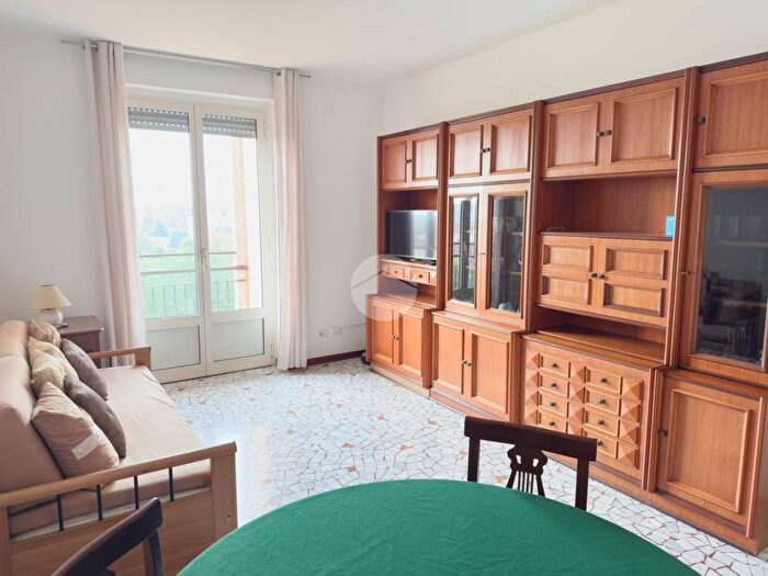 Appartamento bilocale in affitto in Viale Caterina da Forlì, Gambara, Milano