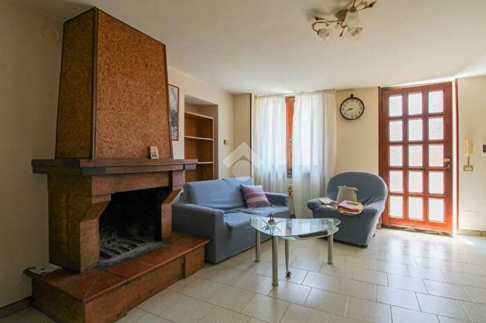 Casa con 5 locali in vendita in Via G Giori, Vestone