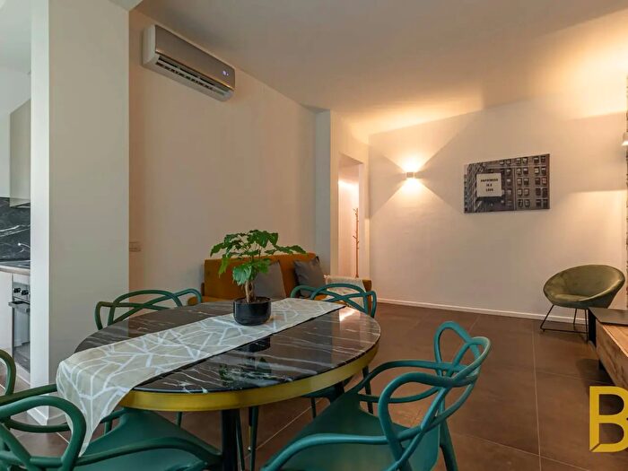 Appartamento monolocale in affitto in Viale Carlo Troya, Milano