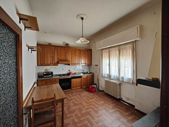 Appartamento quadrilocale in vendita in Bucine