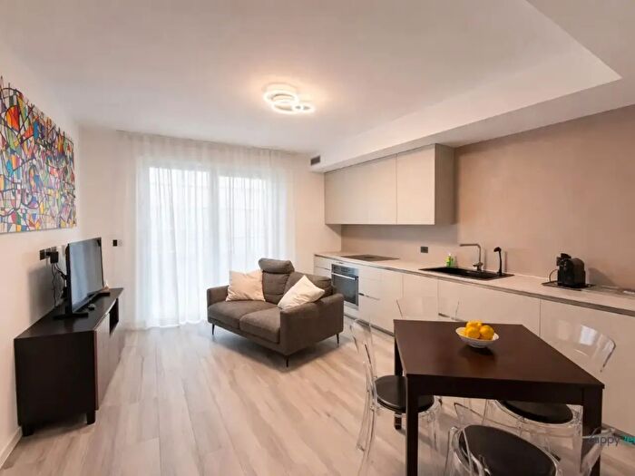 Appartamento bilocale in affitto in Via Pier Paolo Pasolini, Milano