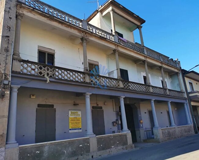 Casa con 6 locali in vendita in Via Circumvallazione, San Prisco