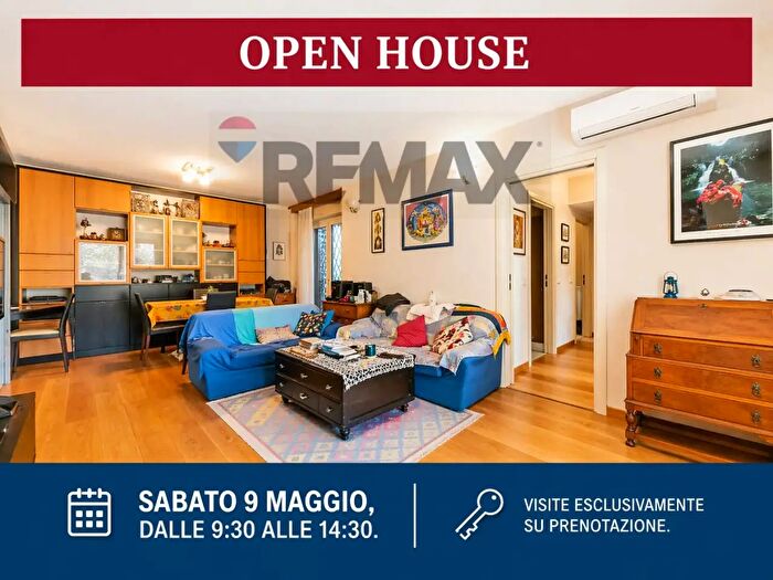 Appartamento quadrilocale in vendita in Via dellOrsa Maggiore, Roma