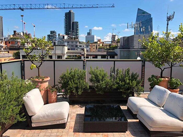 Casa trilocale in affitto in Via Carlo Bazzi, Pezzotti Meda, Milano