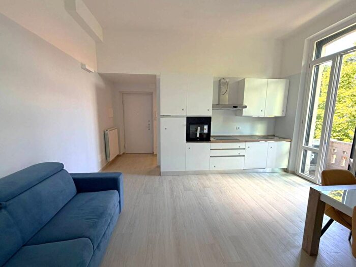 Appartamento bilocale in affitto in Via Alessandro Volta, Legnarello, Legnano