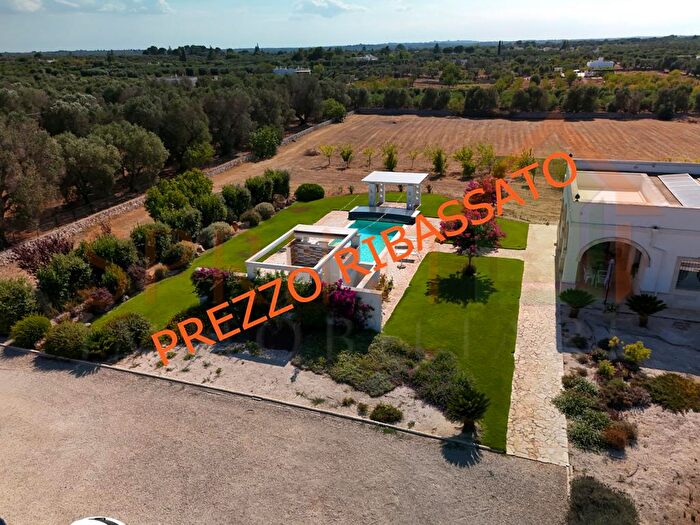 Casa quadrilocale in vendita in Ostuni