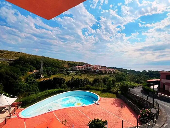 Appartamento trilocale in vendita in Contrada Profondiero, San Nicola Arcella
