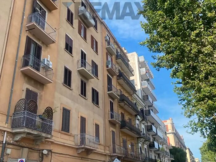 Appartamento monolocale in affitto in Corso Italia B, Bari