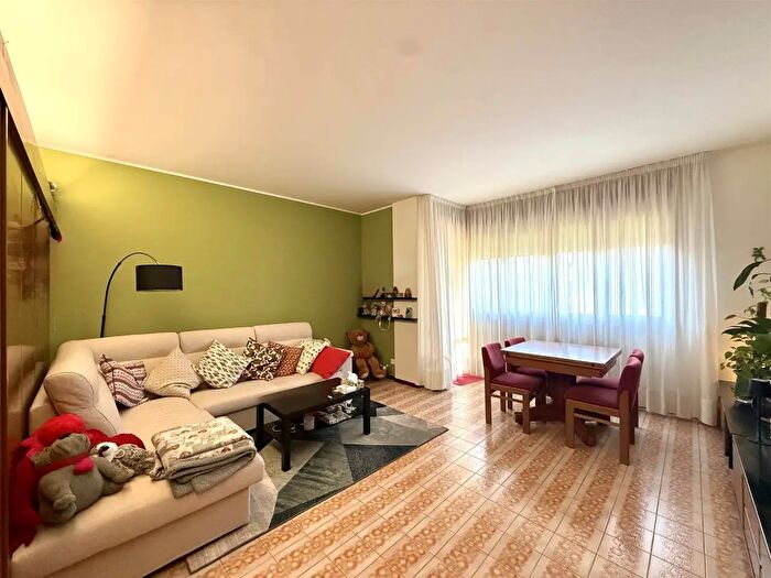 Appartamento con 5 locali in vendita in Via della Ferriera, Pordenone
