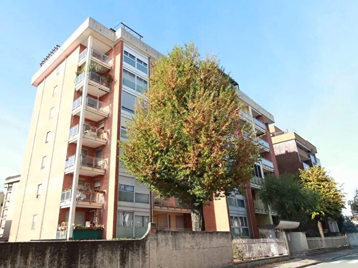 Appartamento in vendita in Via Sforzesca G, Novara
