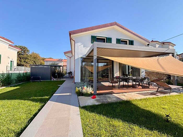 Appartamento con 5 locali in vendita in Via Carso, Santo Stefano Di Magra