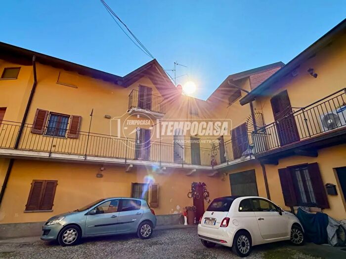 Appartamento bilocale in vendita in Via Milano, Cologno Monzese