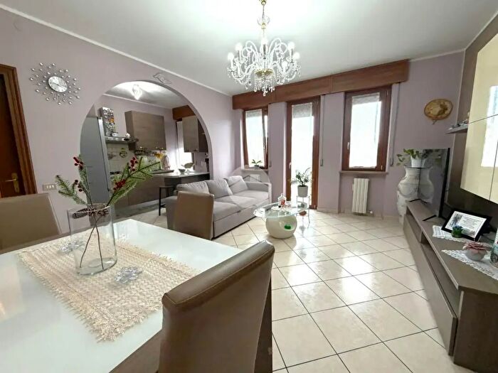 Appartamento quadrilocale in vendita in Via Belfiore, Verona