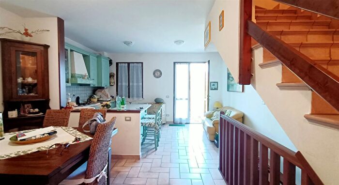 Casa quadrilocale in vendita in Via Canova Castiglione dei Pepoli, Castiglione Dei Pepoli