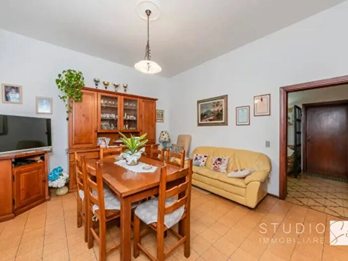 Casa con 6 locali in vendita in Via Sandro Pertini, Serravalle Pistoiese