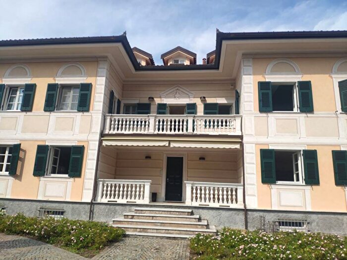Casa con 6 locali in affitto in Privata Bellagamba, San Salvatore, Cogorno