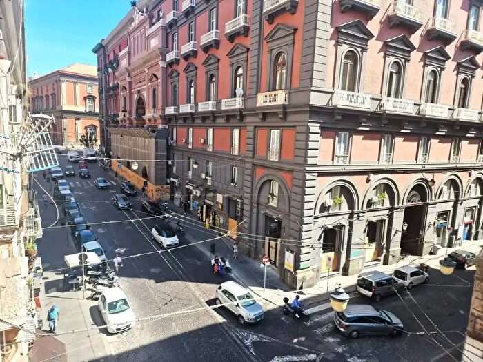 Appartamento monolocale in affitto in Via Enrico Pessina, Napoli