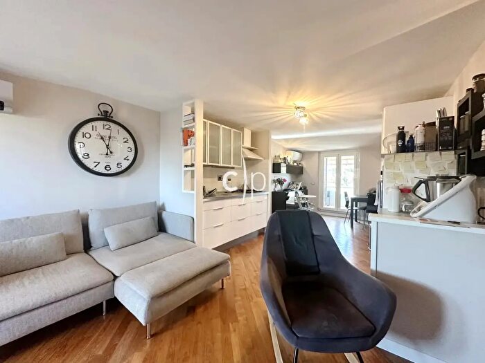 Appartamento trilocale in vendita in Via Adolfo Gandiglio, Roma