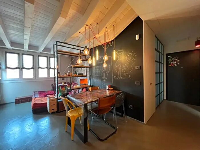 Appartamento trilocale in vendita in Via Giovanni Segantini, Milano