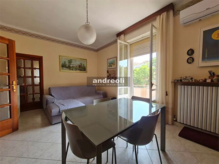 Appartamento quadrilocale in vendita in Jesi