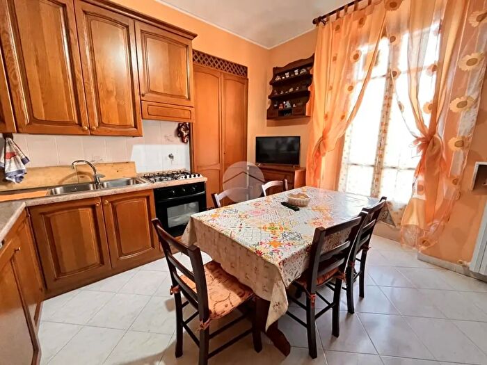 Appartamento trilocale in vendita in Via Giachino, Torino