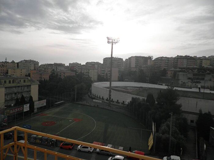 Appartamento trilocale in affitto in Via Borgoratti, Borgoratti, Genova