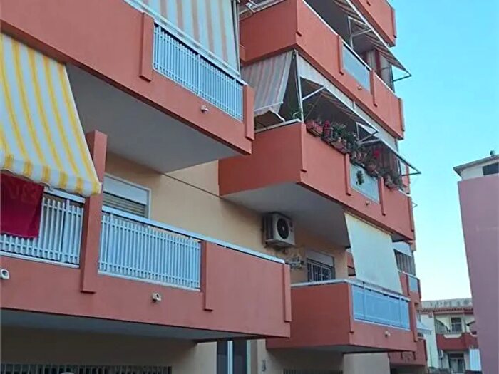 Appartamento trilocale in vendita in Via Nazionale Briga Marina, Messina