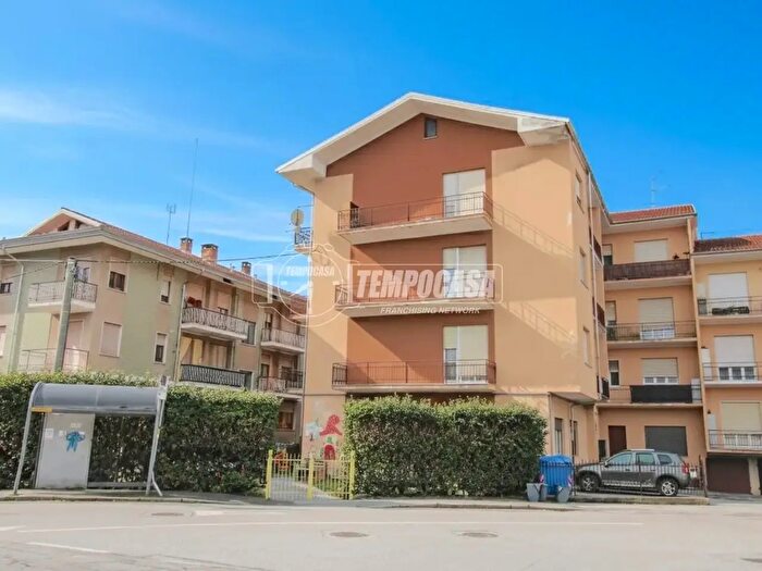 Appartamento con 6 locali in vendita in Borgo Aragno, Mondovi