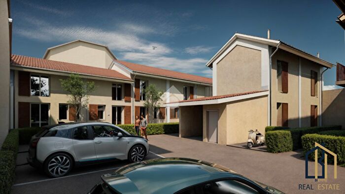 Casa trilocale in vendita in Via Lodi, Melegnano