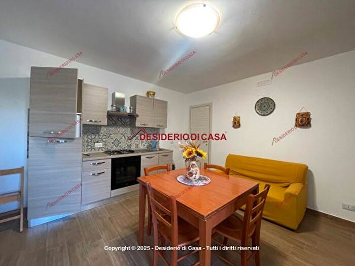 Casa con 6 locali in vendita in Via Passo Mandorle Traversa, Lascari