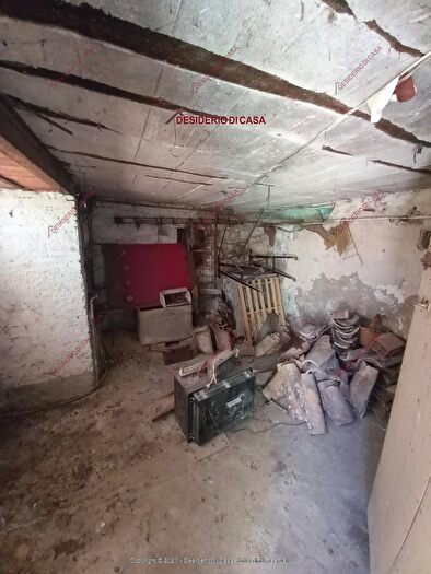 Casa con 6 locali in vendita in Petralia Soprana
