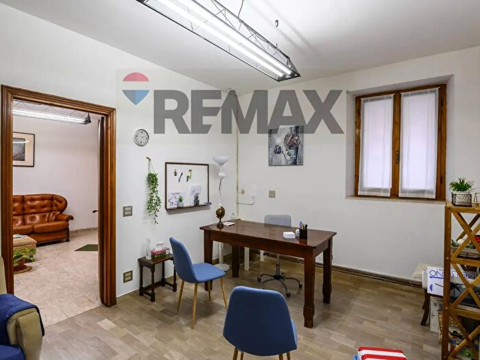 Appartamento trilocale in vendita in Nino Bixio, Guastalla