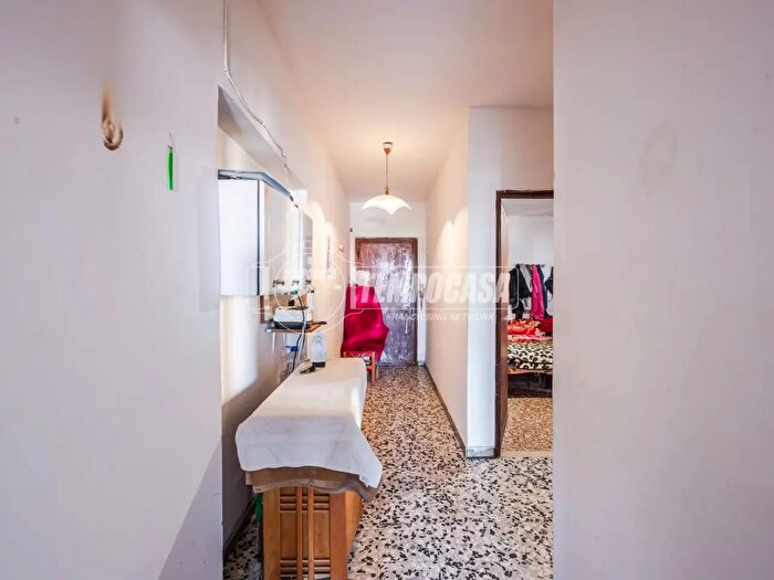 Appartamento trilocale in vendita in Correggio