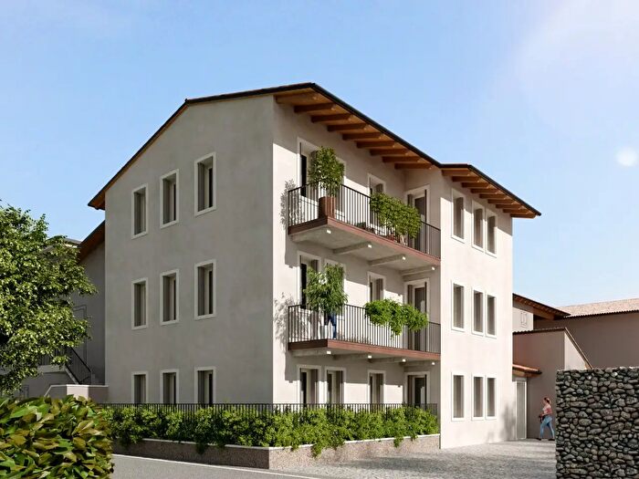 Appartamento trilocale in vendita in Bussolengo
