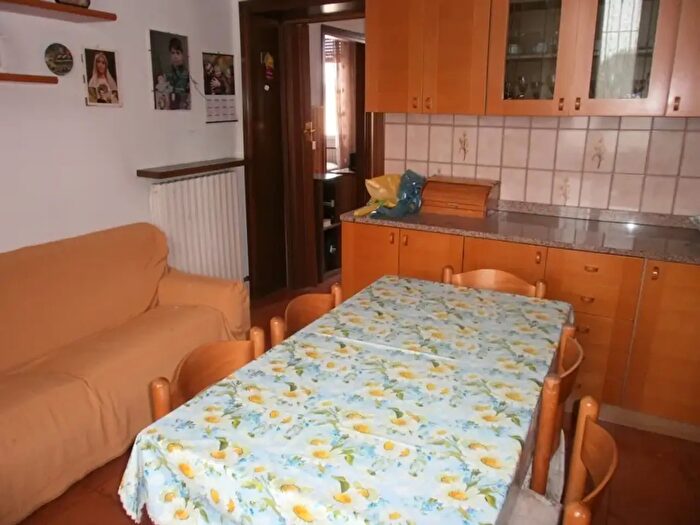 Appartamento trilocale in vendita in Nova Milanese