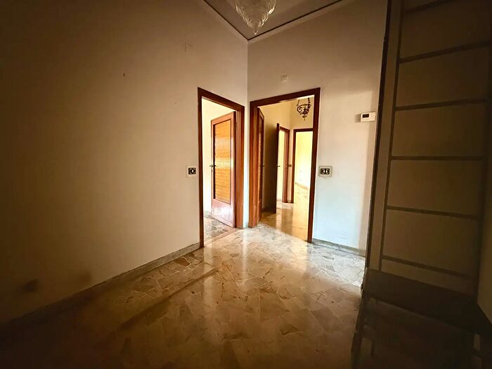 Appartamento quadrilocale in vendita in Via Firenze, Calenzano