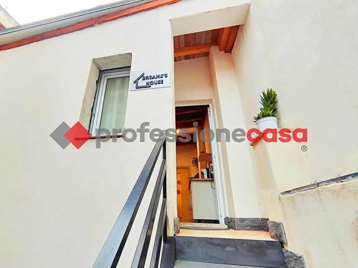 Appartamento bilocale in affitto in Via Lumacari, Catania