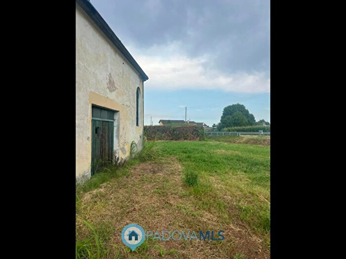 Casa con 5 locali in vendita in Via Albere, Monselice