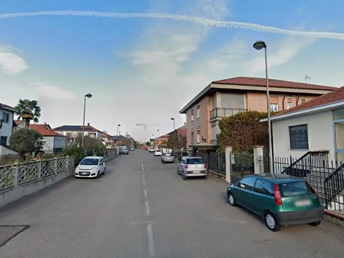 Appartamento quadrilocale in affitto in Strada Torino, Beinasco