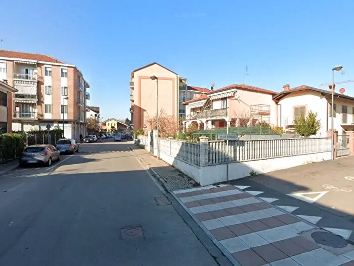 Case in Vendita e in Affitto - 2