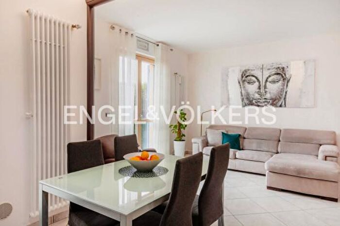 Appartamento quadrilocale in vendita in Via Giuseppe Romita, Govone